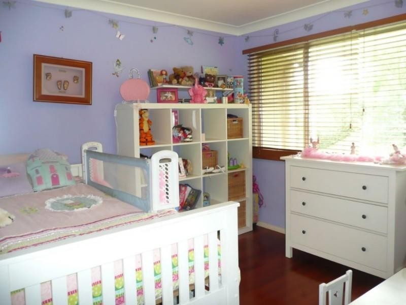 1 Eaglie Street, Chapel Hill QLD 4069