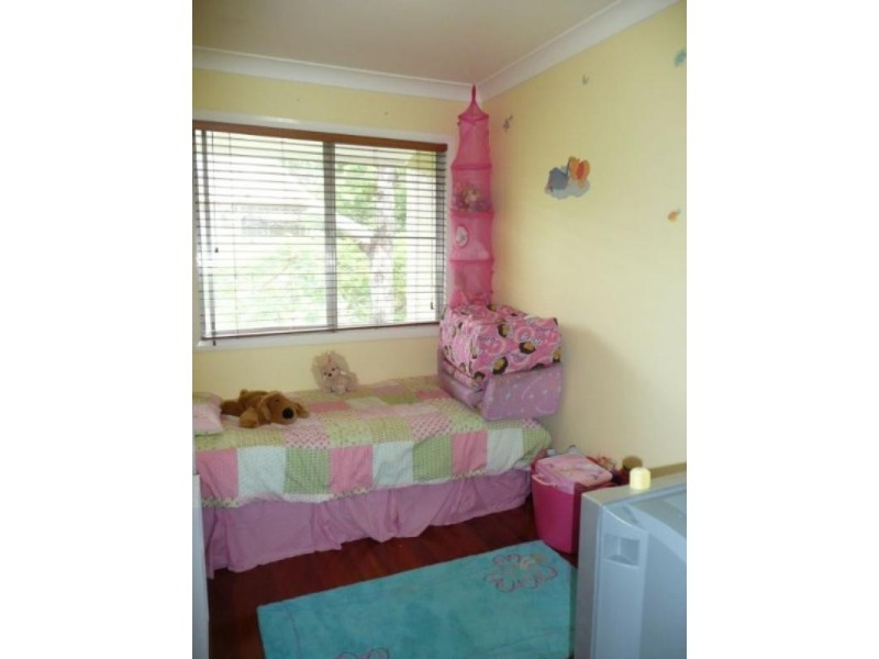 1 Eaglie Street, Chapel Hill QLD 4069