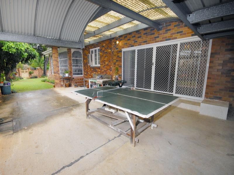 1 McCaul Street, Taringa QLD 4068