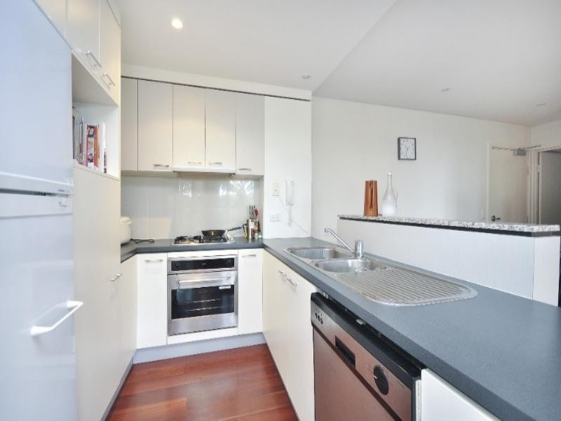 12/26 Holland Street, Toowong QLD 4066