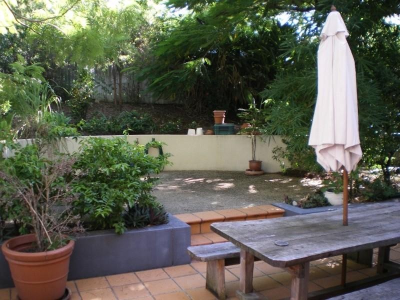 2/14 Grimes Street, Auchenflower QLD 4066