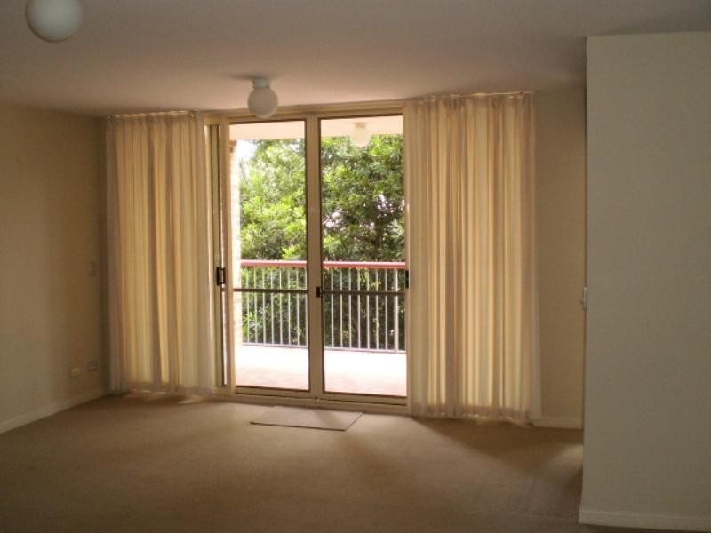 4/77 Waverley Road, Taringa QLD 4068