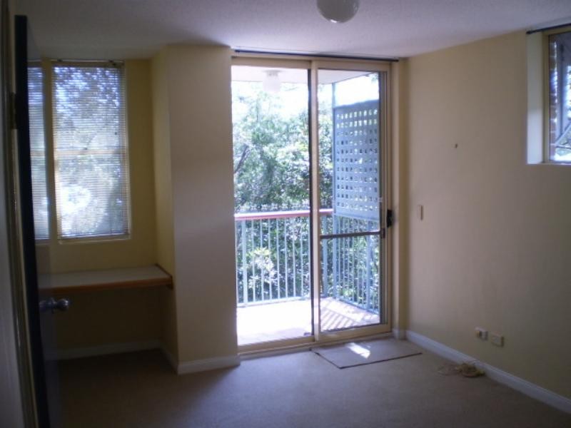 4/77 Waverley Road, Taringa QLD 4068