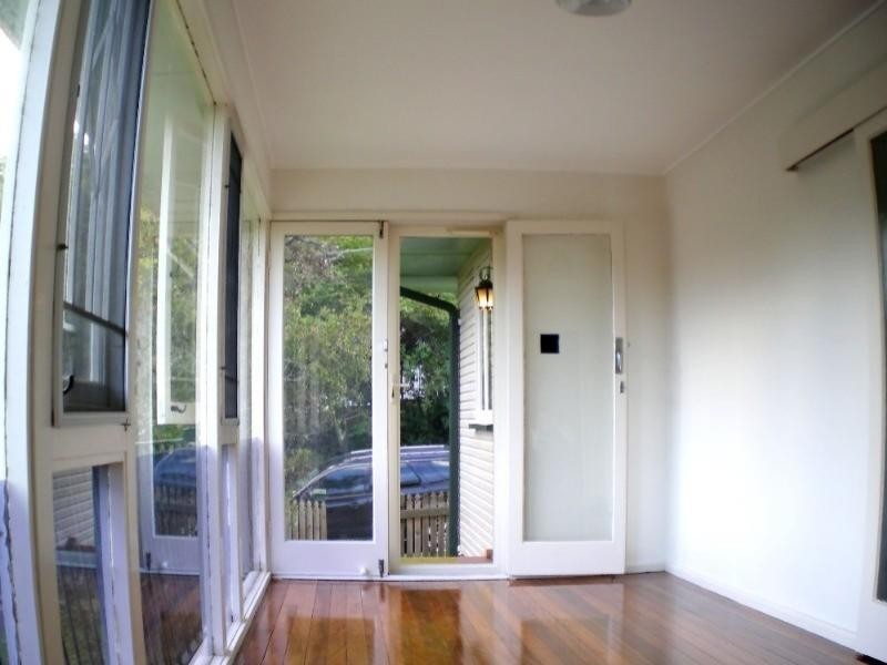 11 Markwell Street, Auchenflower QLD 4066