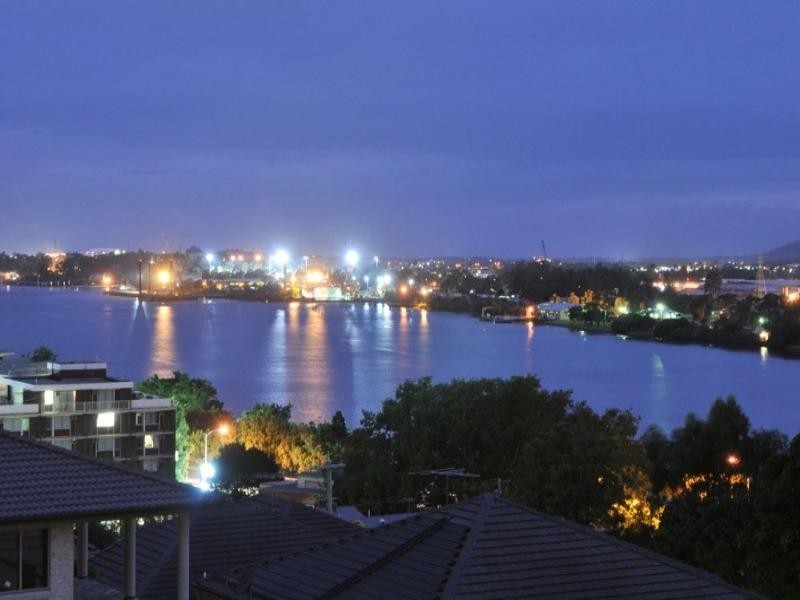 17/72 Markwell Street, Hamilton QLD 4007