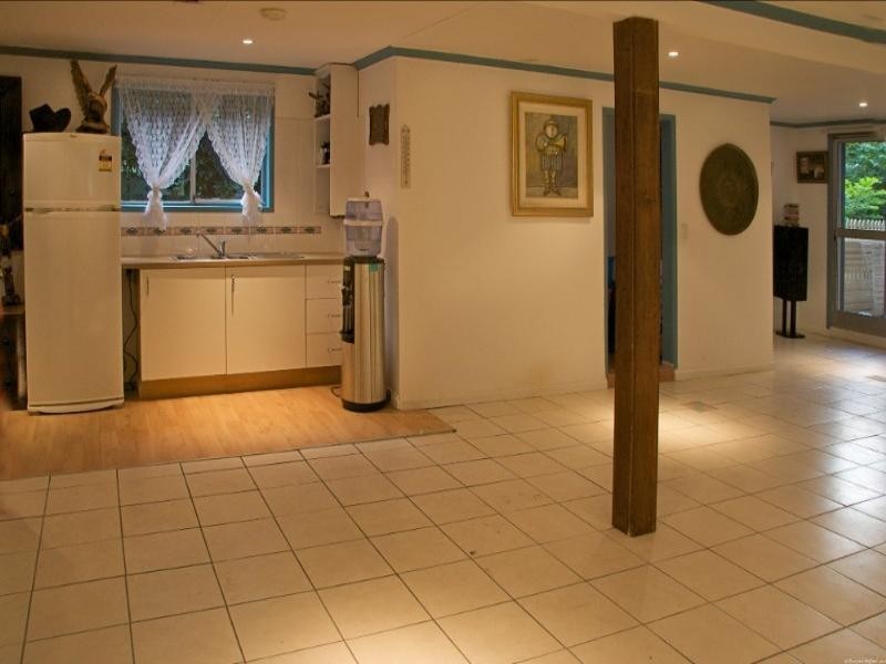 56 Cassandra Street, Chapel Hill QLD 4069