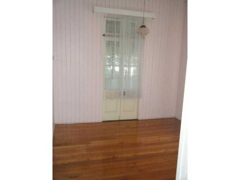 147 Frederick Street, Toowong QLD 4066