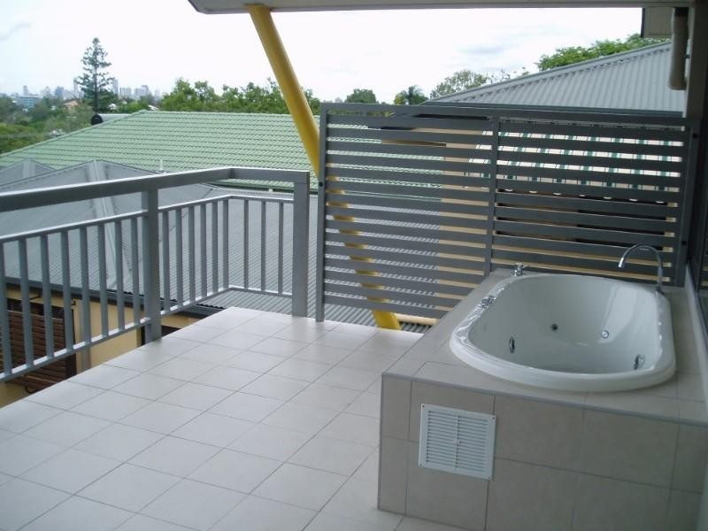 1/45 Cunningham Street, Taringa QLD 4068
