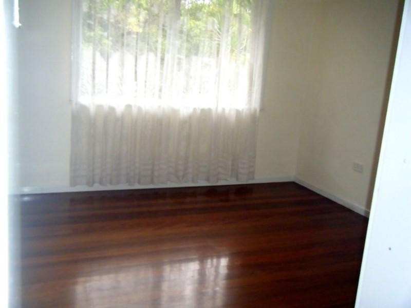 146 Seventeen Mile Rocks Road, Oxley QLD 4075