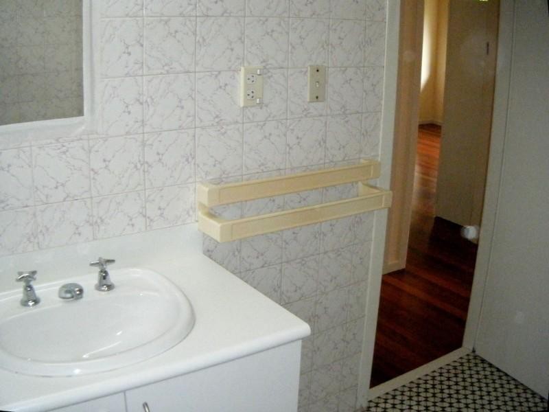 146 Seventeen Mile Rocks Road, Oxley QLD 4075