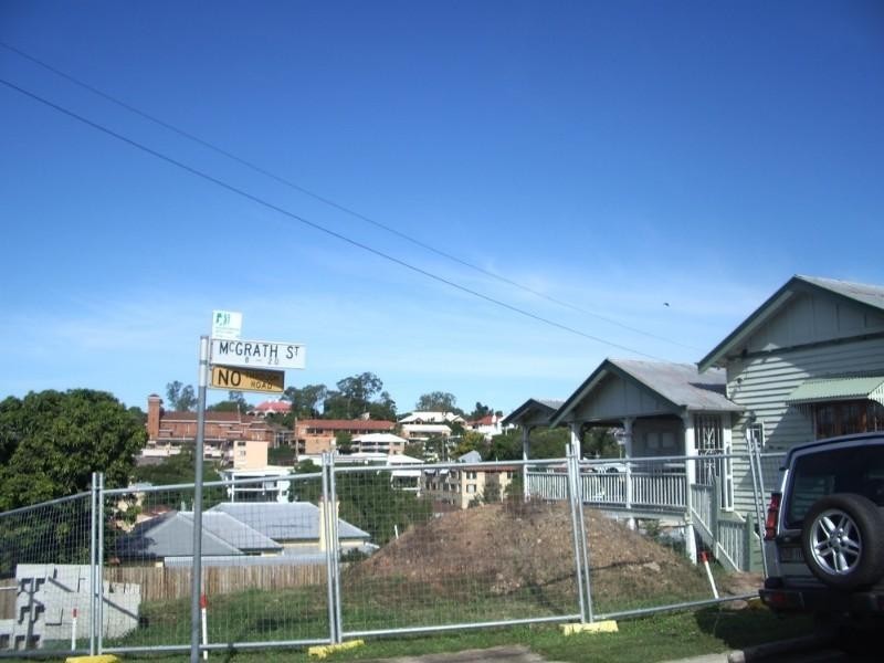 15 Okeden Street, Toowong QLD 4066