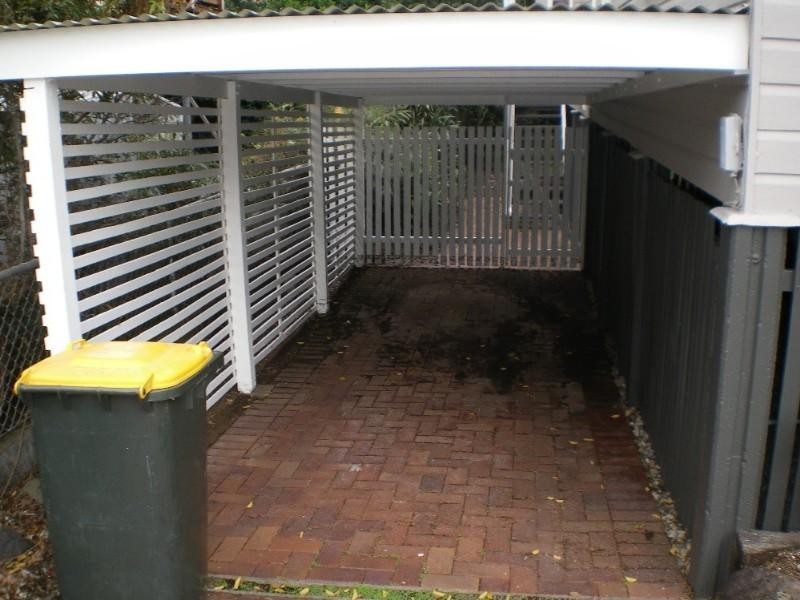 25 Knowles Street, Auchenflower QLD 4066