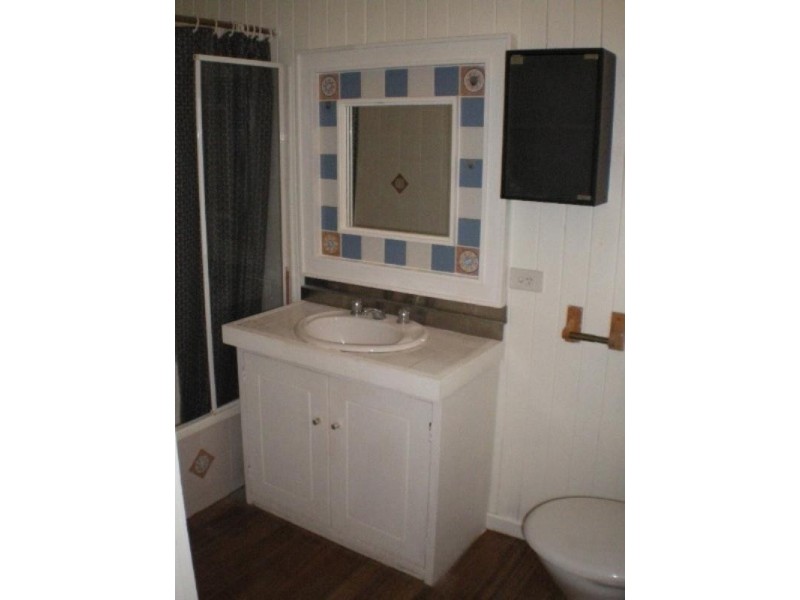 25 Knowles Street, Auchenflower QLD 4066