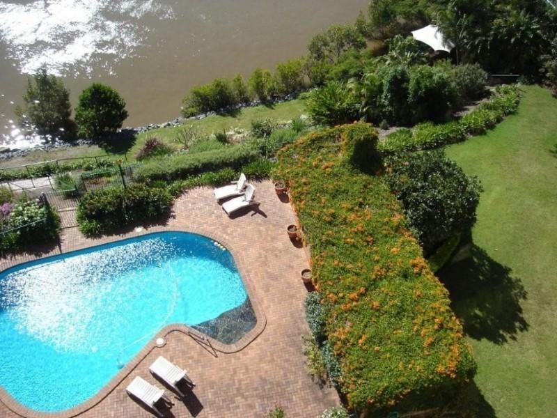 25/82 Sandford Street, St Lucia QLD 4067