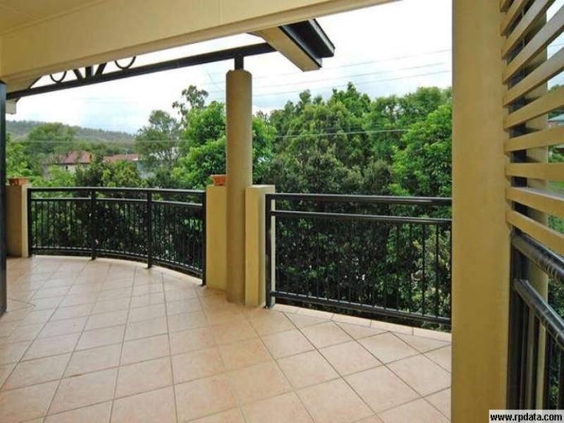 2/44 Broomfield Street, Taringa QLD 4068