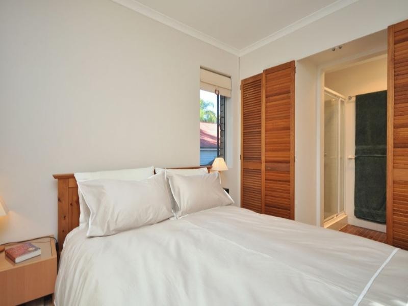 12/23 Augustus Street, Toowong QLD 4066