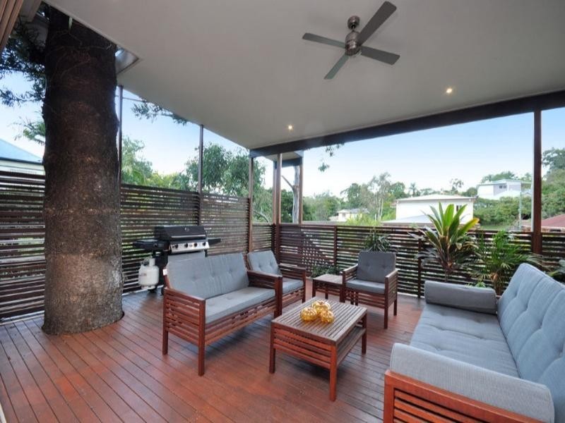 60 Gladstone Street, Indooroopilly QLD 4068