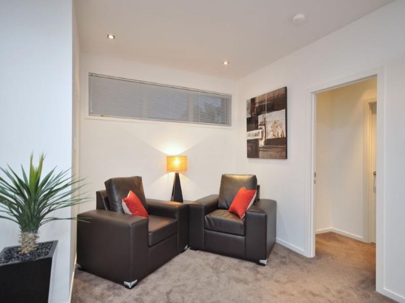 60 Gladstone Street, Indooroopilly QLD 4068