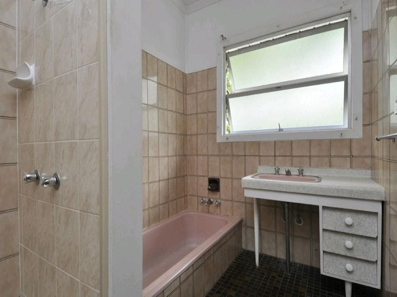 88 Fig Tree Pocket Road, Chapel Hill QLD 4069