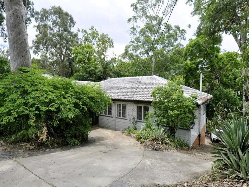 88 Fig Tree Pocket Road, Chapel Hill QLD 4069