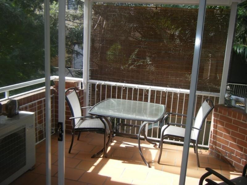 19/22 York Street, Indooroopilly QLD 4068