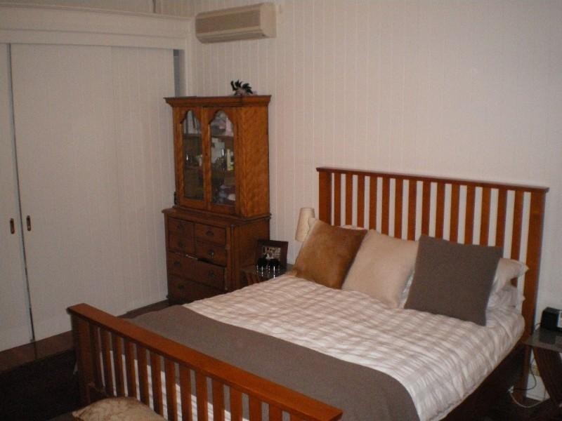 98 Payne Street, Auchenflower QLD 4066