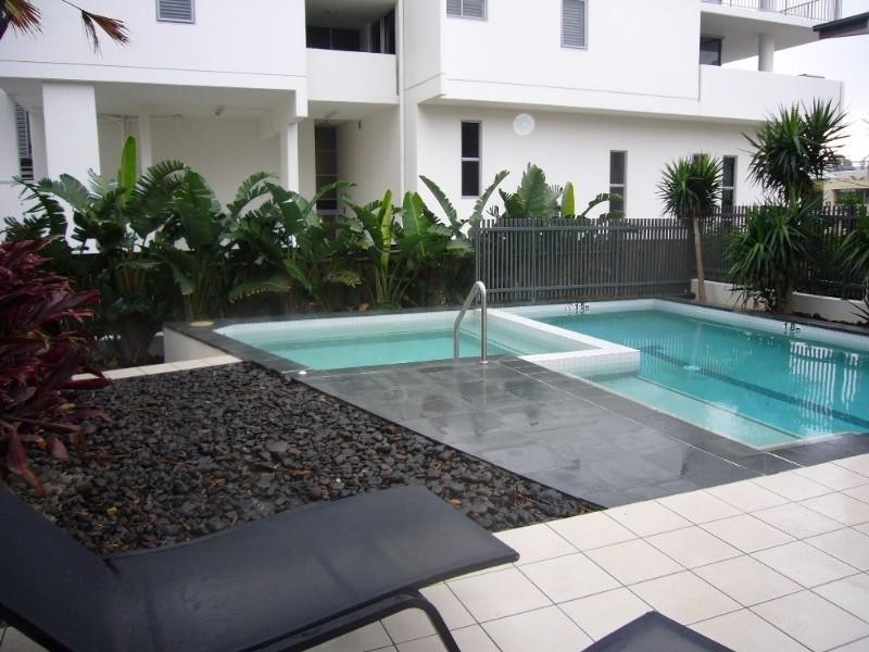 1025/18 Manning Street, Milton QLD 4064