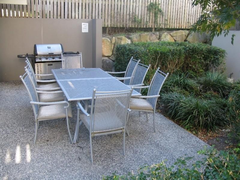 2/279 Moggill Road, Indooroopilly QLD 4068