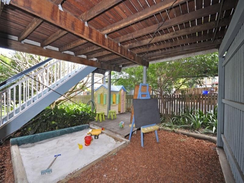 16 Shaw Street, Auchenflower QLD 4066