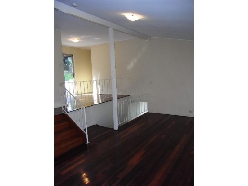 46 Almeida Street, Indooroopilly QLD 4068