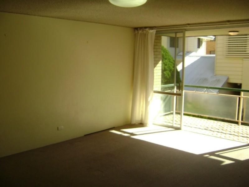 6/60 Warren Street, St Lucia QLD 4067