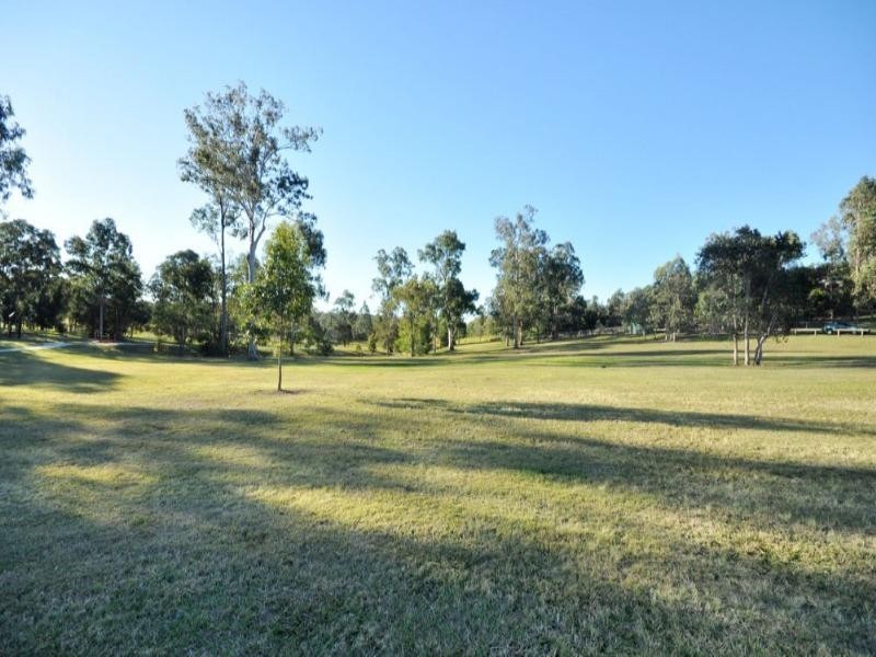 25A Pioneer Crescent, Bellbowrie QLD 4070