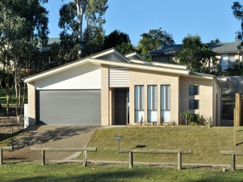 25A Pioneer Crescent, Bellbowrie QLD 4070