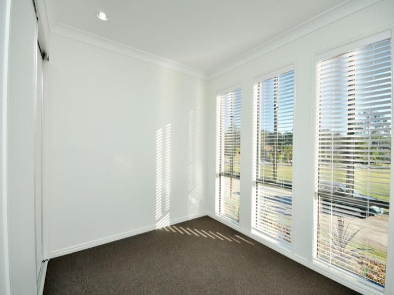 25A Pioneer Crescent, Bellbowrie QLD 4070