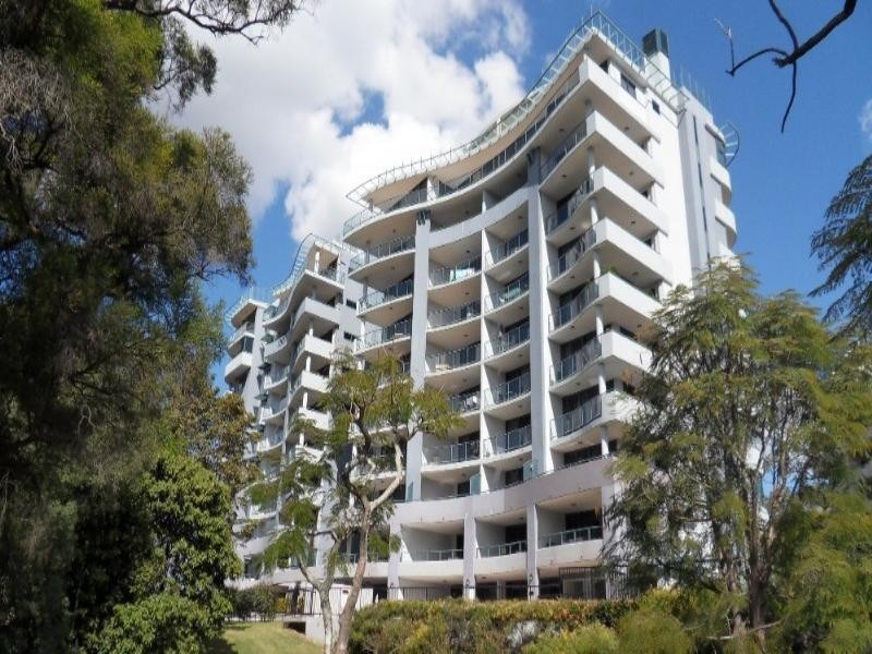 202/21 Patrick Lane, Toowong QLD 4066