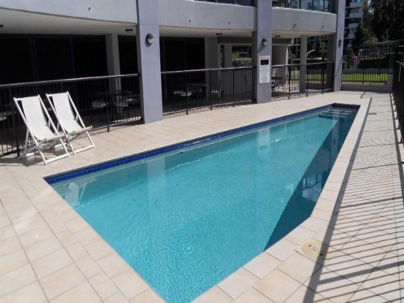 202/21 Patrick Lane, Toowong QLD 4066