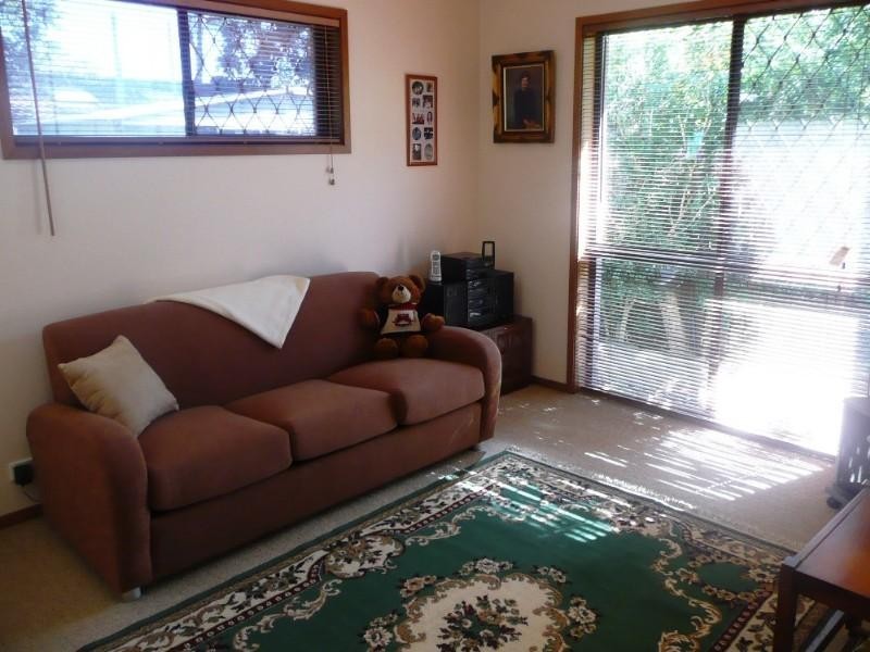 10 Nankin Street, Fig Tree Pocket QLD 4069