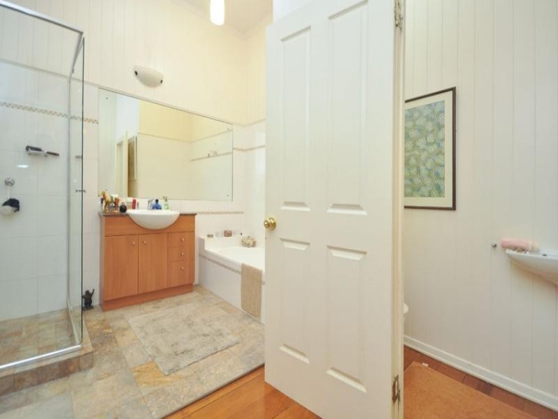 42 Bent Street, Toowong QLD 4066