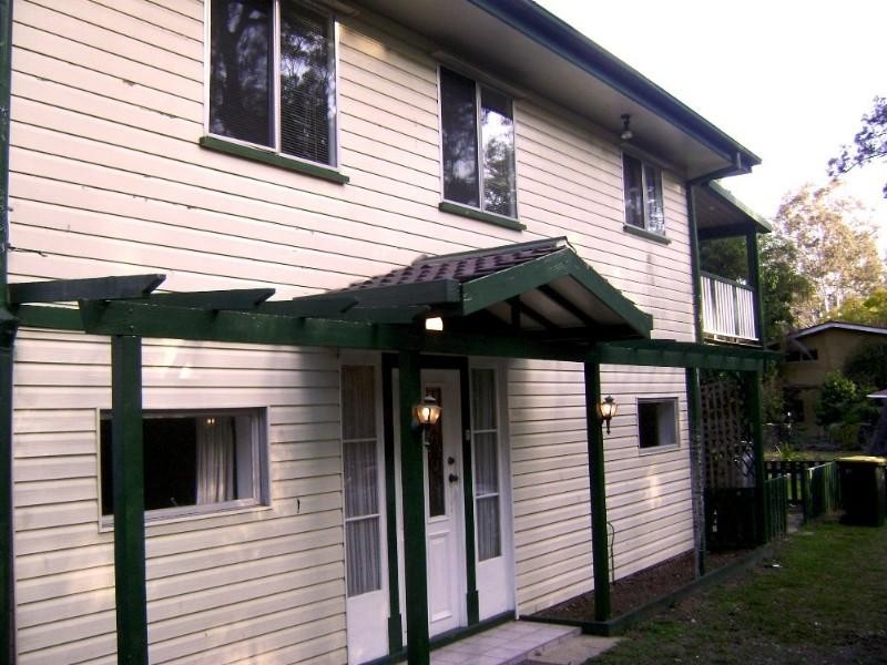 76 Brookfield Road, Kenmore QLD 4069