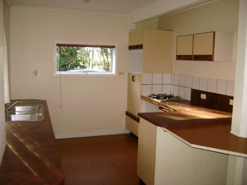 76 Brookfield Road, Kenmore QLD 4069