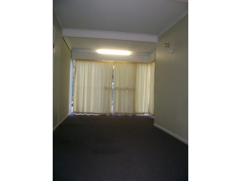 76 Brookfield Road, Kenmore QLD 4069