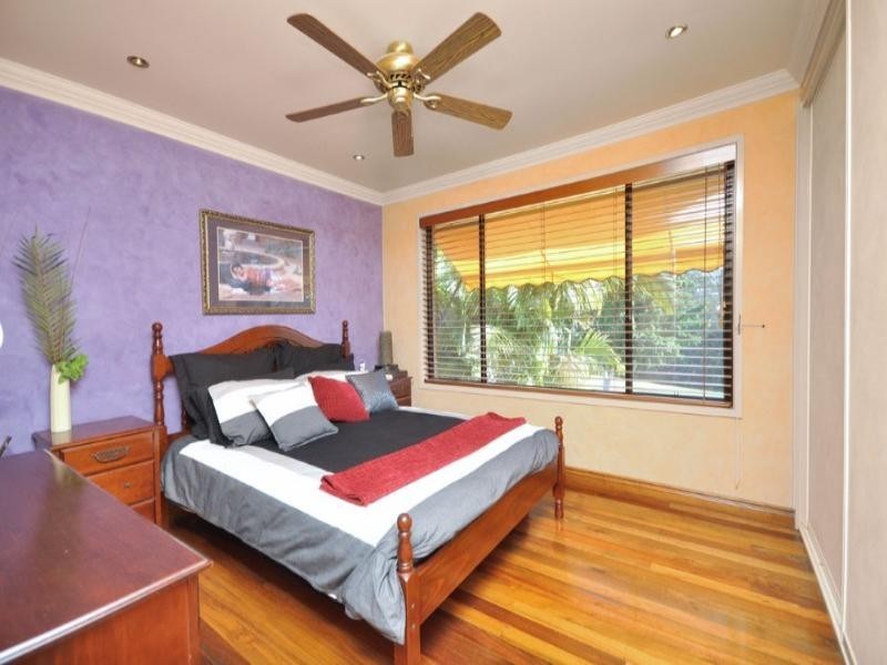 98 Mt Ommaney Drive, Jindalee QLD 4074