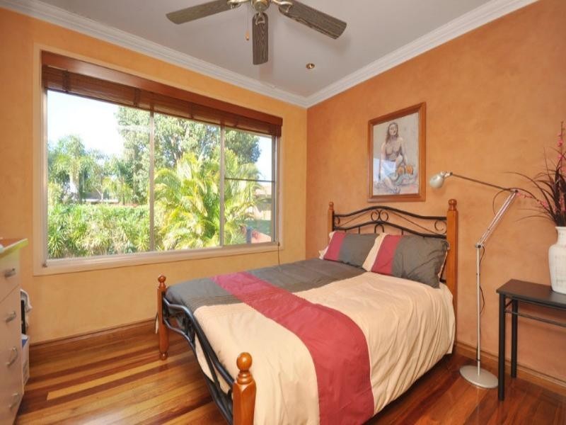 98 Mt Ommaney Drive, Jindalee QLD 4074