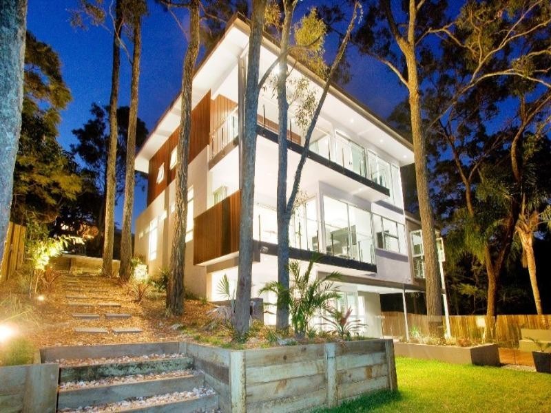 136A Simpsons Road, Bardon QLD 4065