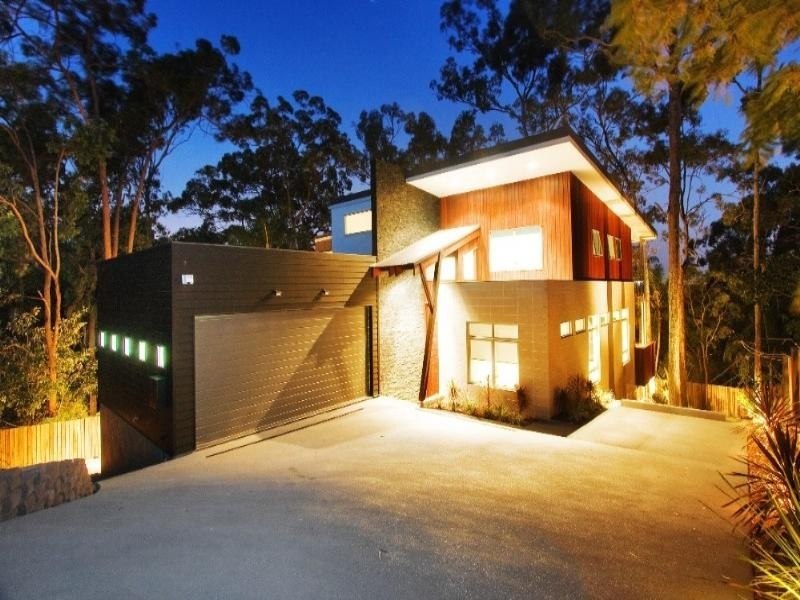 136A Simpsons Road, Bardon QLD 4065