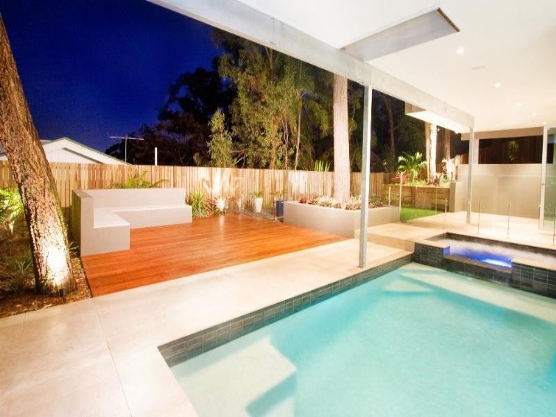 136A Simpsons Road, Bardon QLD 4065