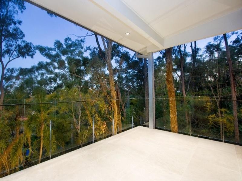 136A Simpsons Road, Bardon QLD 4065