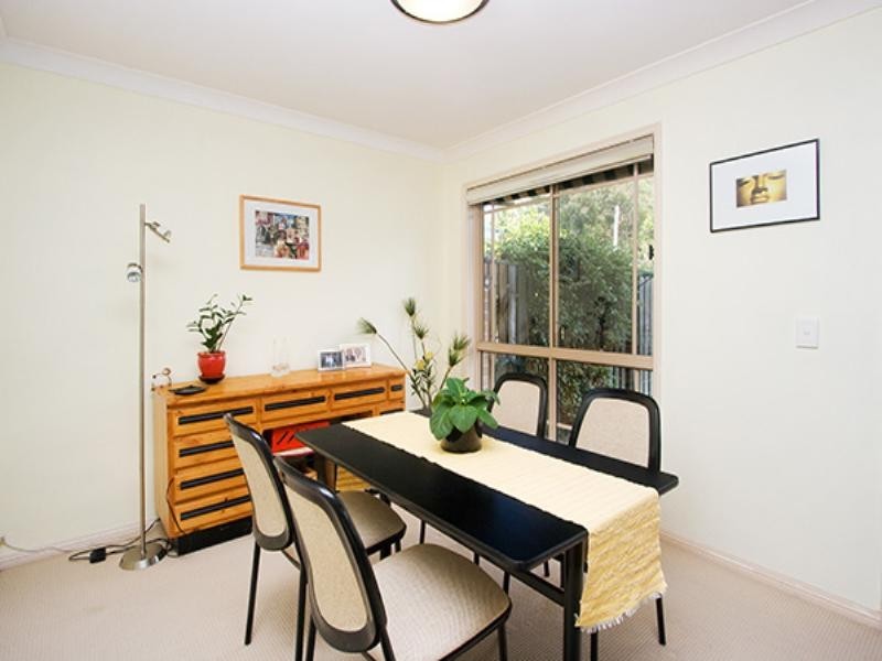 4/360 Simpsons Road, Bardon QLD 4065