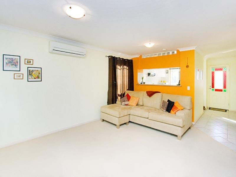 4/360 Simpsons Road, Bardon QLD 4065