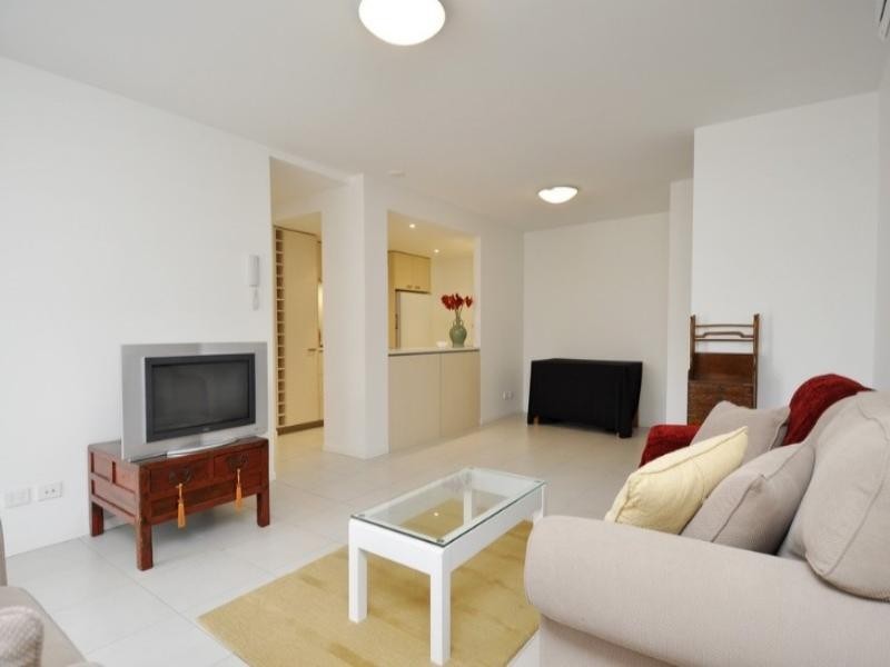 3/15 Walsh Street, Milton QLD 4064